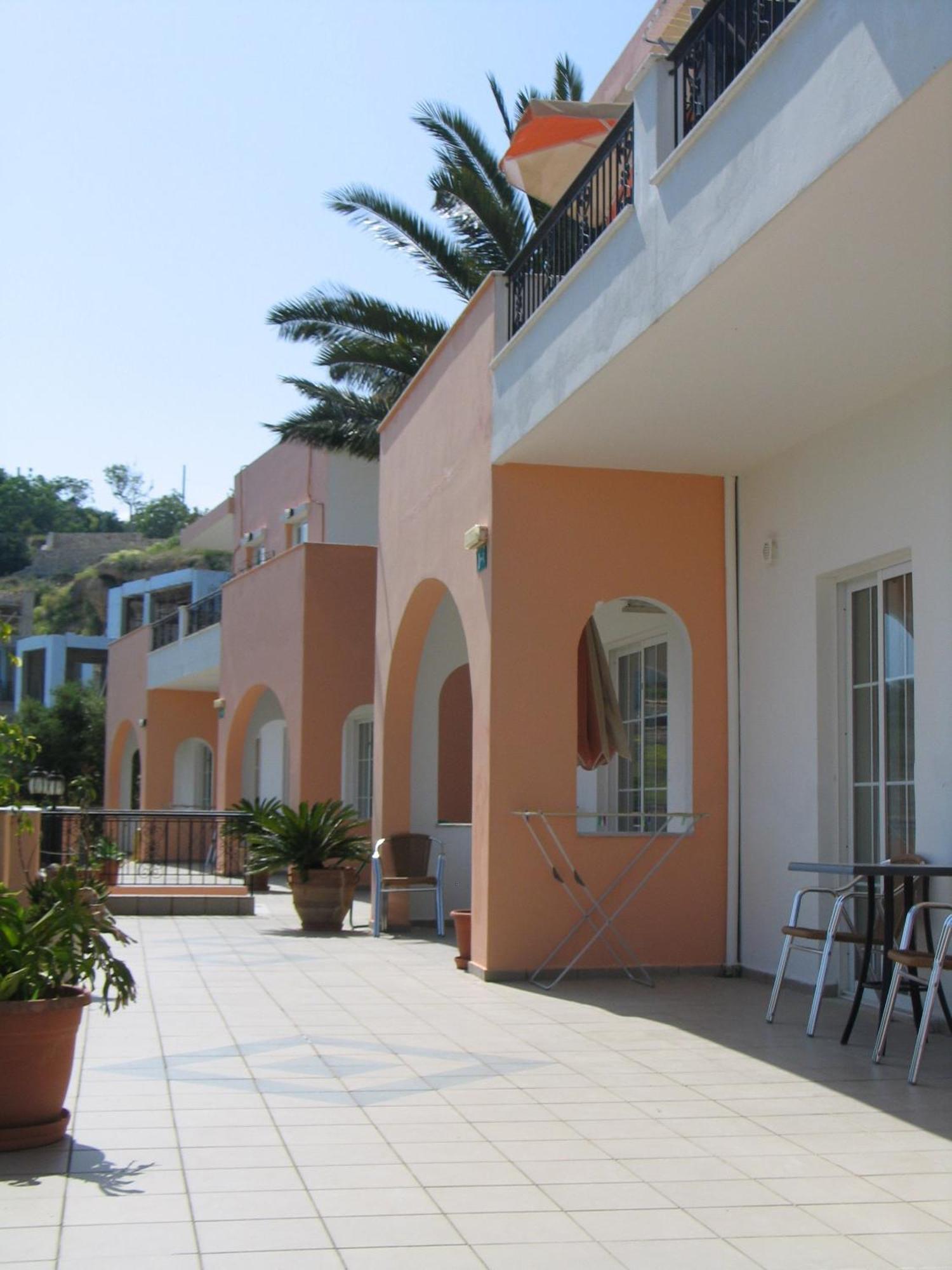 Alkion Aparthotel Exopoli Exterior foto